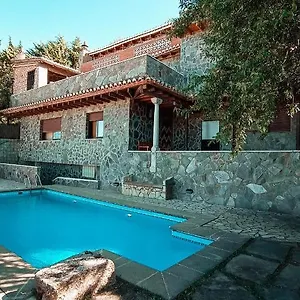 Casa Rural Los Almendros Villa